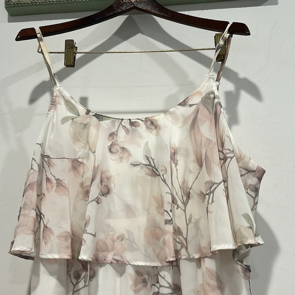 Show me your mumu Katelyn Cheon Floral Maxi gown with Ruffle Detail women’s XL - Picture 3 of 8